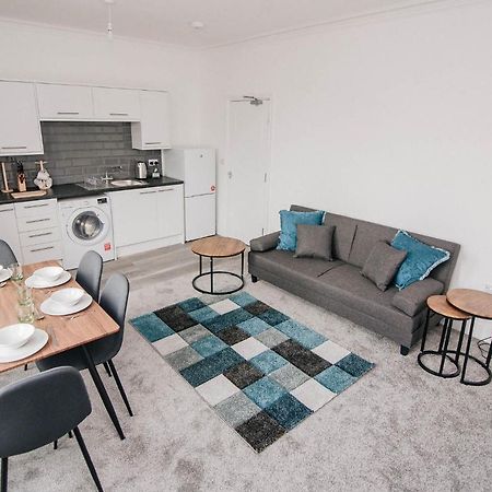 Florence Avenue, Apartment 2 Doncaster Bagian luar foto