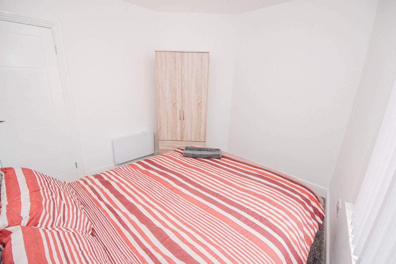 Florence Avenue, Apartment 2 Doncaster Bagian luar foto