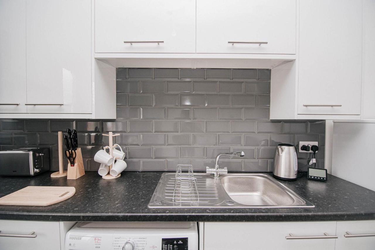 Florence Avenue, Apartment 2 Doncaster Bagian luar foto