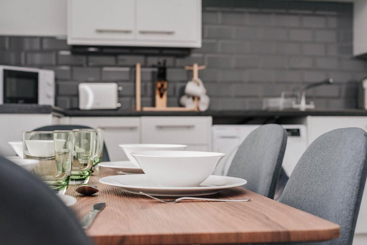 Florence Avenue, Apartment 2 Doncaster Bagian luar foto